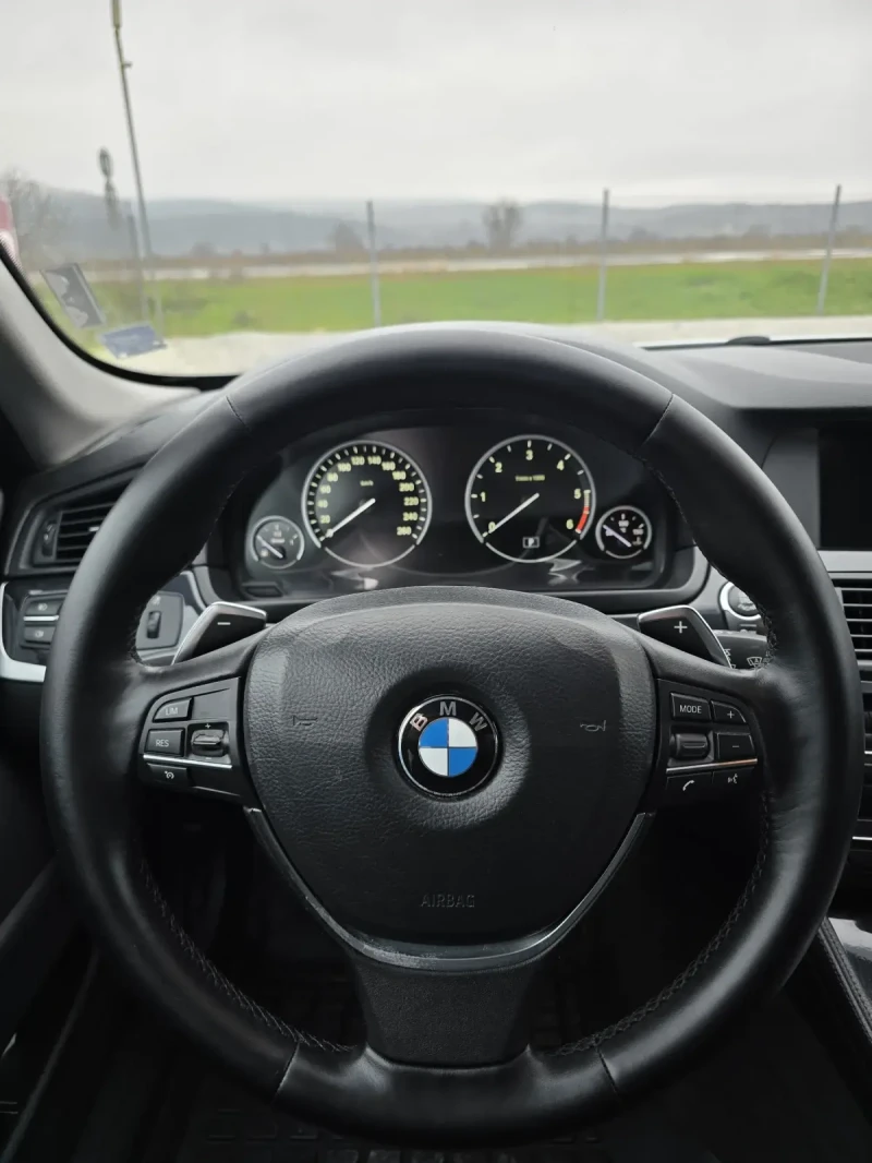 BMW 520 D АВТОМАТ NAVI СЕРВИЗНА ИСТОРИЯ КАТО НОВА, снимка 8 - Автомобили и джипове - 52883178