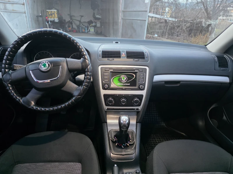 Skoda Octavia, снимка 5 - Автомобили и джипове - 53024038
