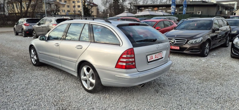 Mercedes-Benz C 230 2.5-204кс.AVANTG, снимка 8 - Автомобили и джипове - 53087198