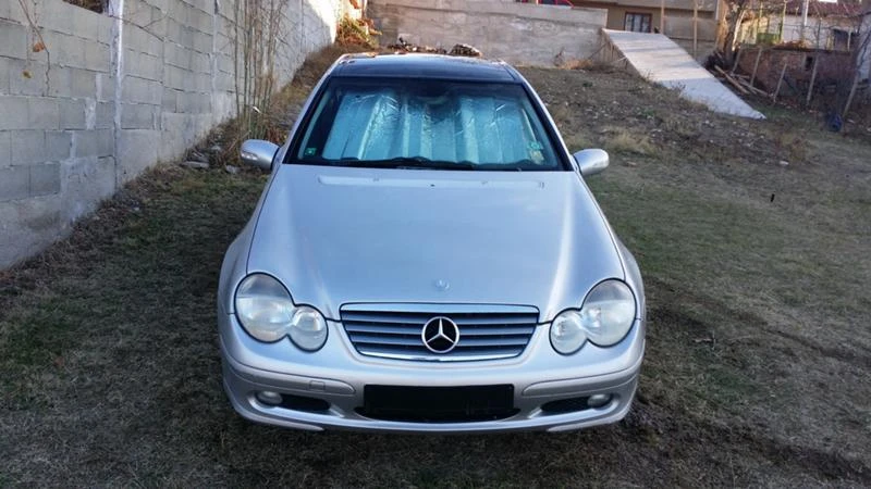 Mercedes-Benz C 180 1,8 i, снимка 11 - Автомобили и джипове - 47458270