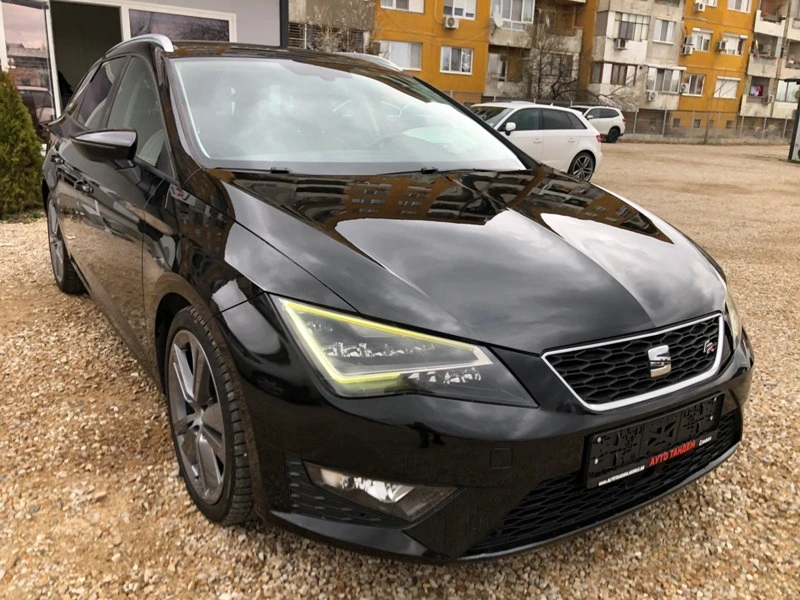 Seat Leon FR-DSG 2.0 TDI-184-k.c/MATRIX/DISTRONIC-УНИКАТ, снимка 2 - Автомобили и джипове - 44670253