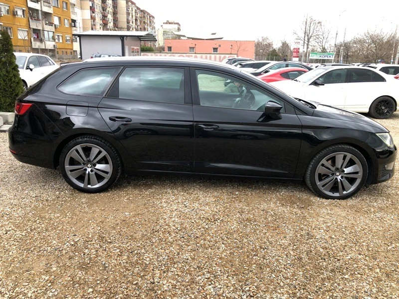 Seat Leon FR-DSG 2.0 TDI-184-k.c/MATRIX/DISTRONIC-УНИКАТ, снимка 4 - Автомобили и джипове - 44670253