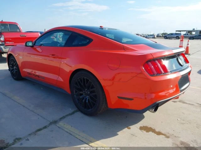 Ford Mustang GT PREMIUM - изображение 3