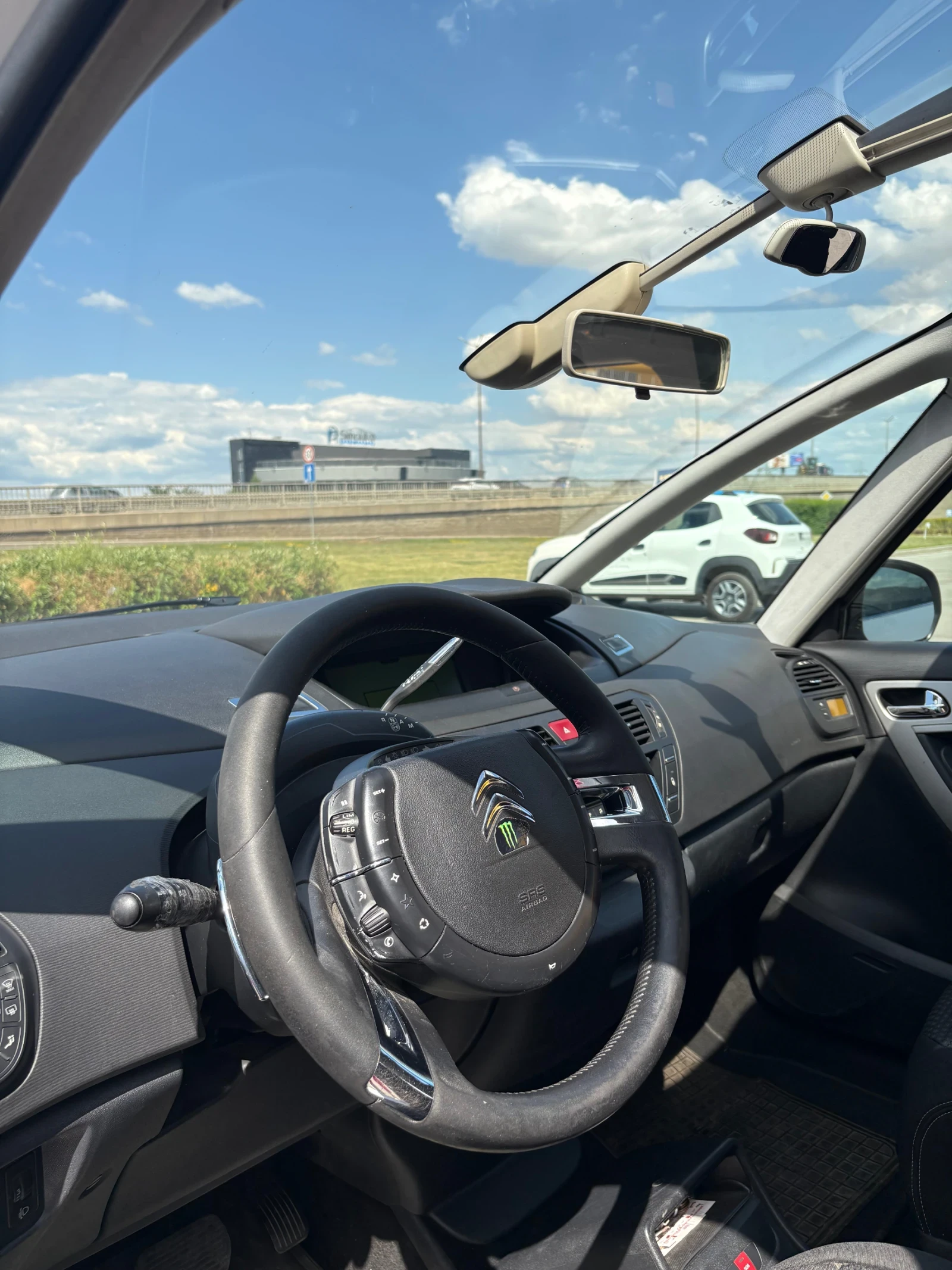Citroen Grand C4 Picasso  - изображение 6