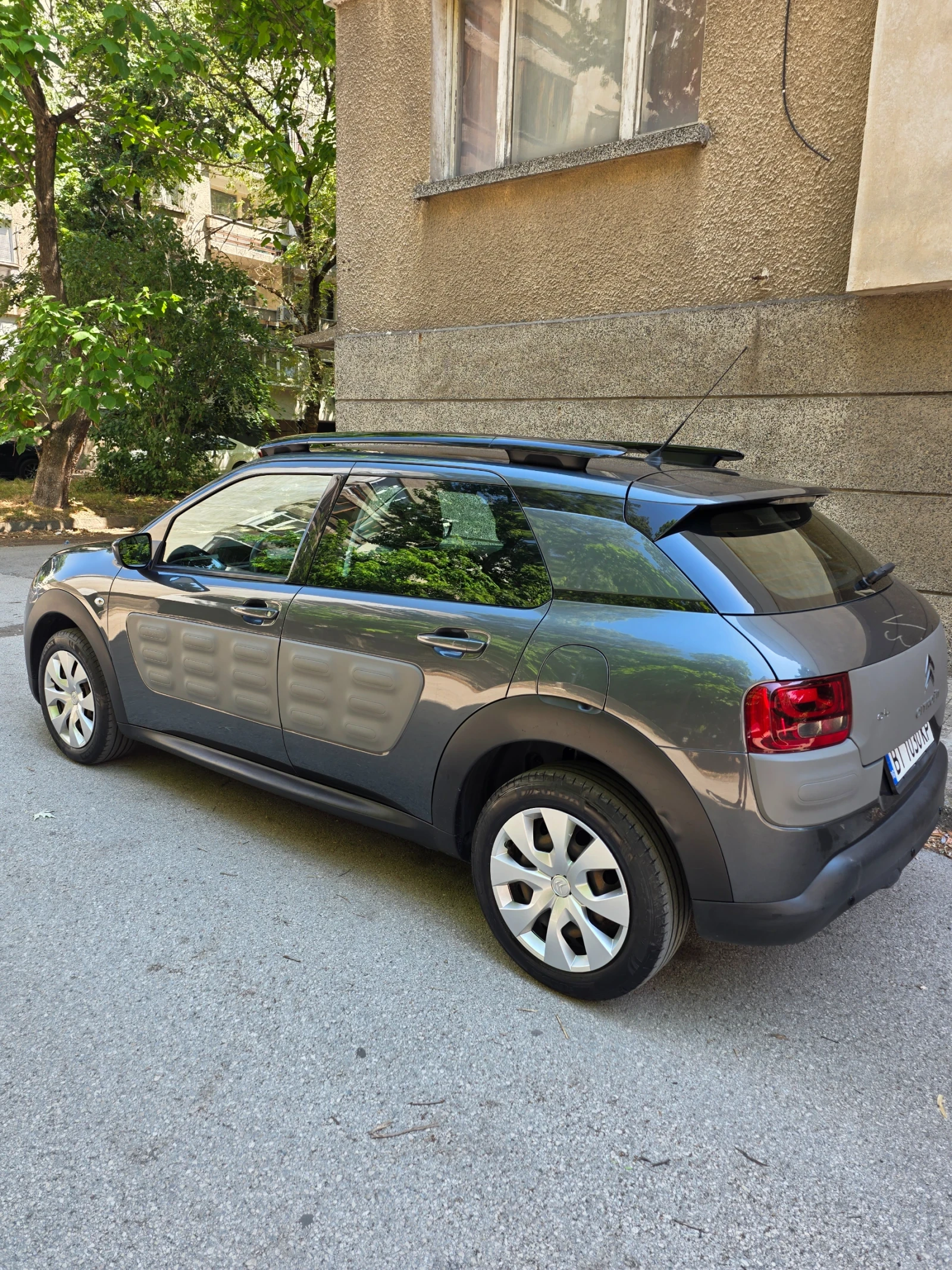 Citroen C4 Cactus 1.2 82 к.с. - изображение 2