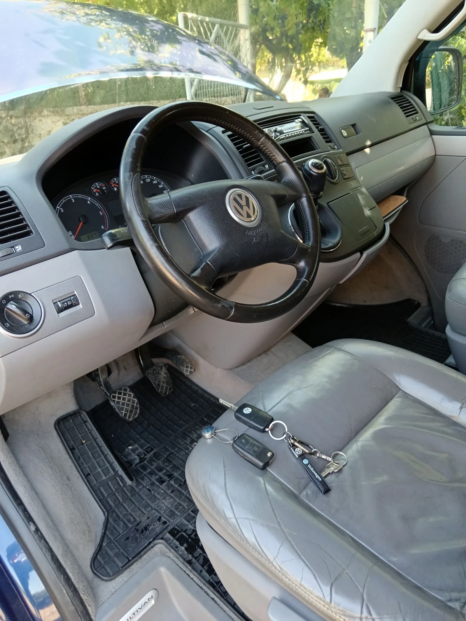 VW Multivan  - изображение 10