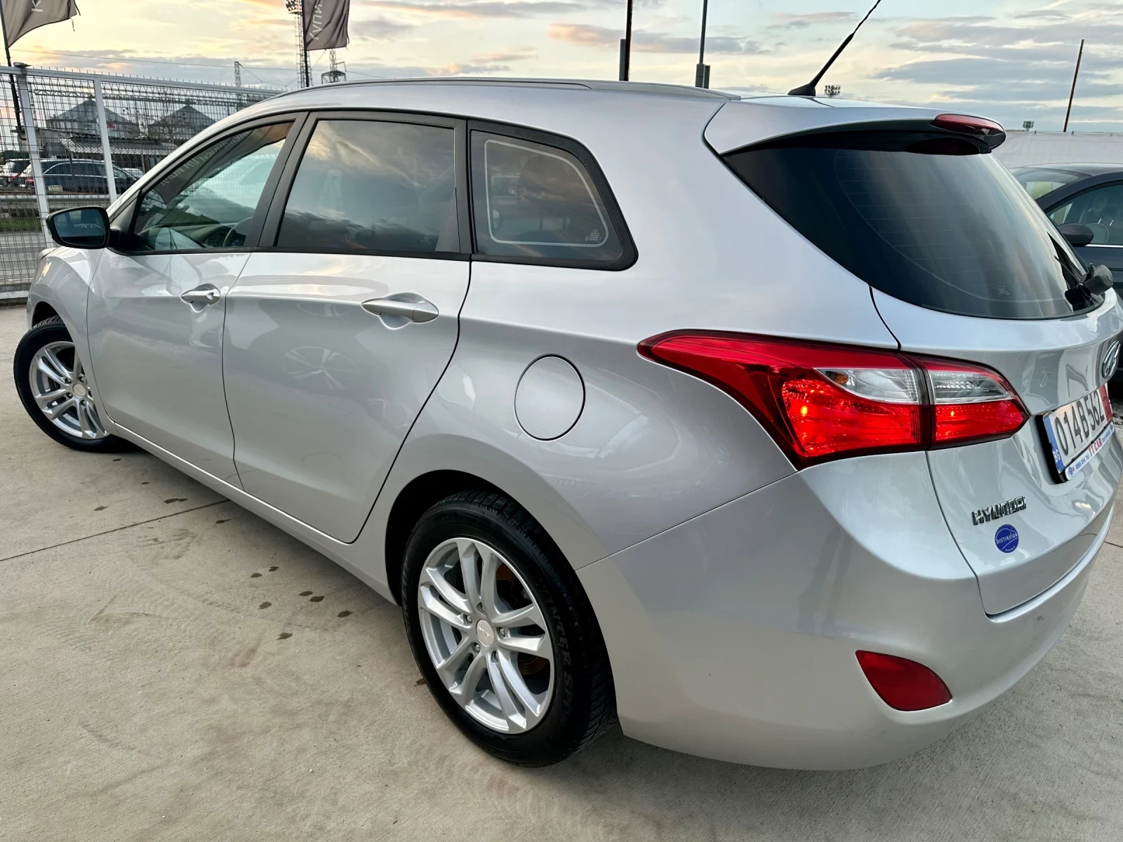 Hyundai I30 1.6crdi 110.6-! ! 150.. | Mobile.bg   6