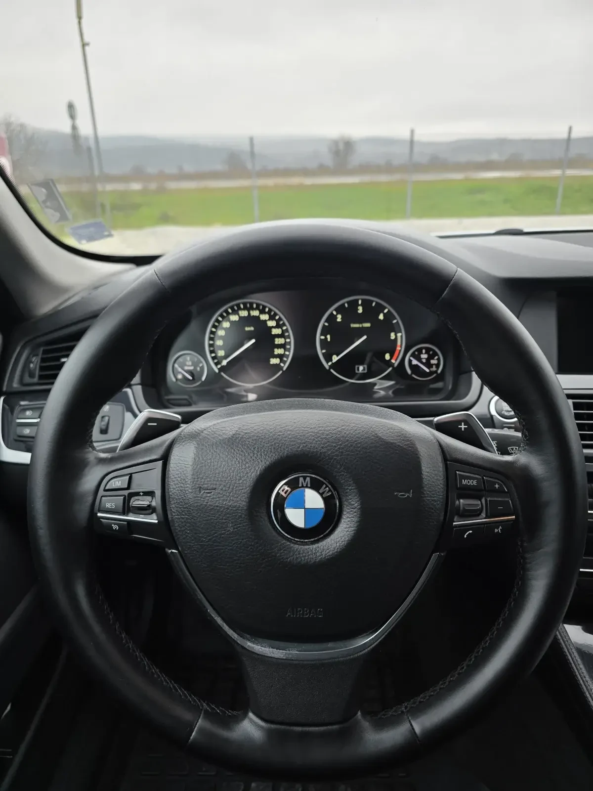 BMW 520 D АВТОМАТ NAVI СЕРВИЗНА ИСТОРИЯ КАТО НОВА - изображение 8