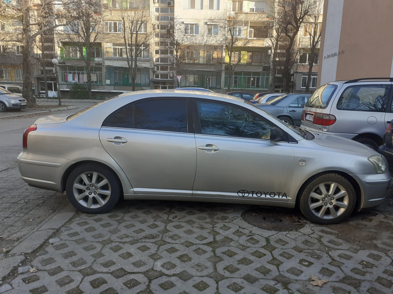 Toyota Avensis 2.0 D-4D | Mobile.bg � ����������� 5