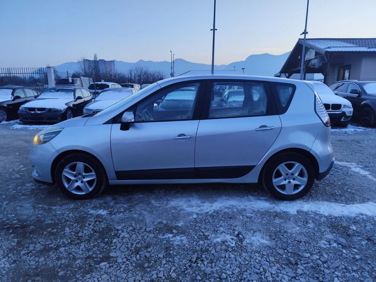 Renault Scenic 1.5 дизел Италия - изображение 9