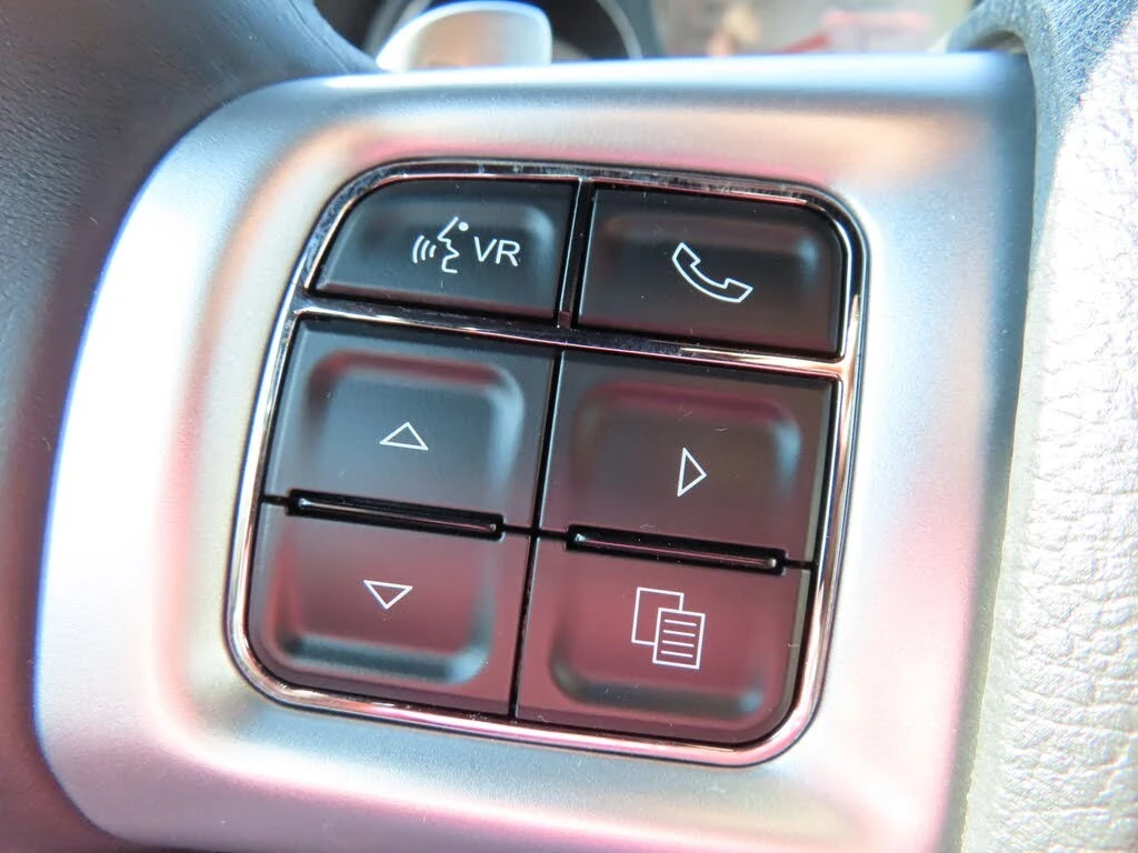 Dodge Challenger R/T* Classic* RWD* АвтоКредит* (ЦЕНА ДО БГ), снимка 10 - Автомобили и джипове - 54111354