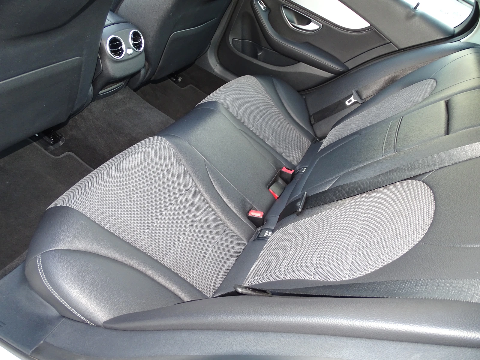 Mercedes-Benz C 220 2.2CDI_PANORAMA AVANTGARDE_* , снимка 10 - Автомобили и джипове - 54263208