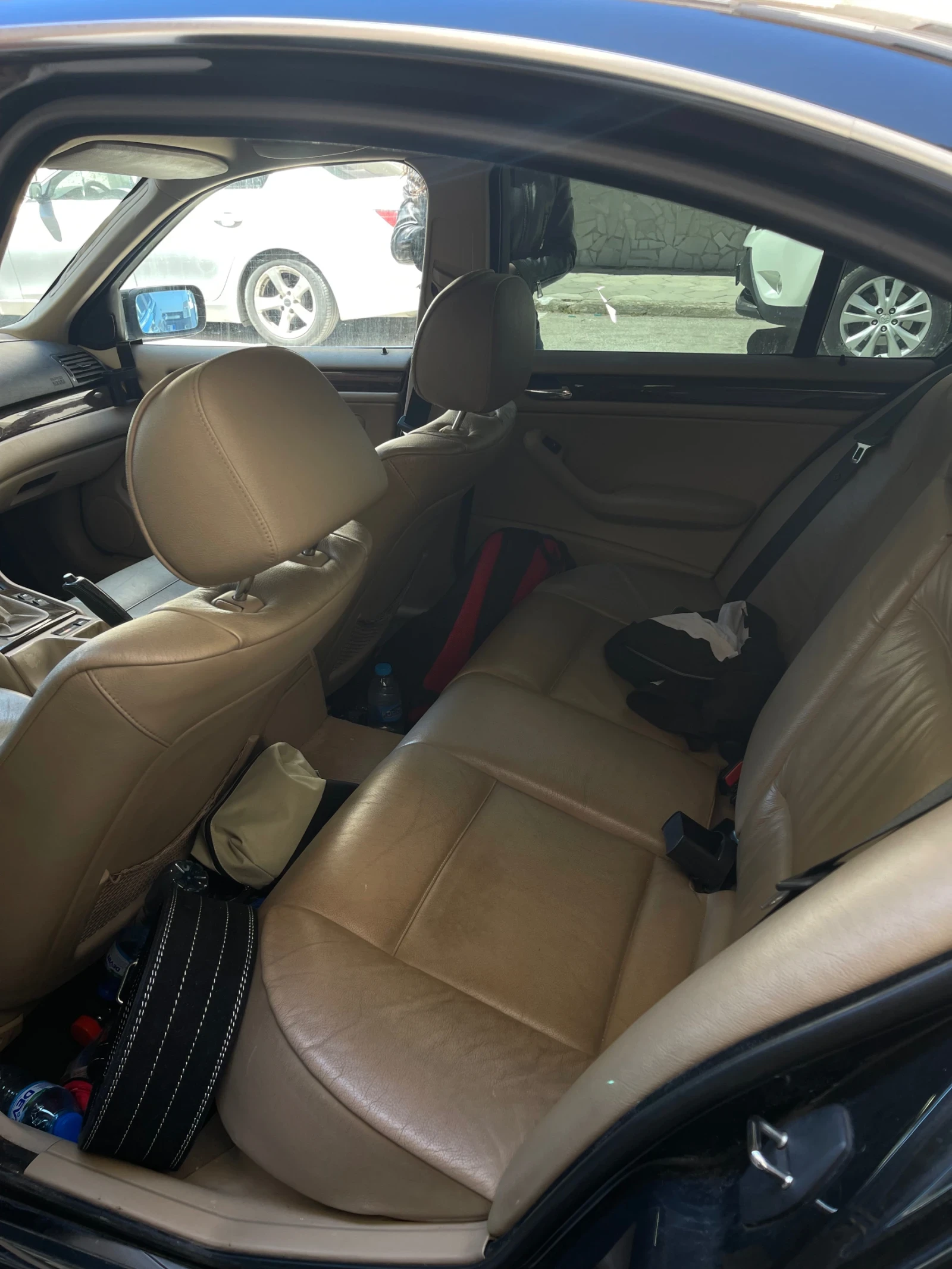 BMW 323, снимка 8 - Автомобили и джипове - 54409955