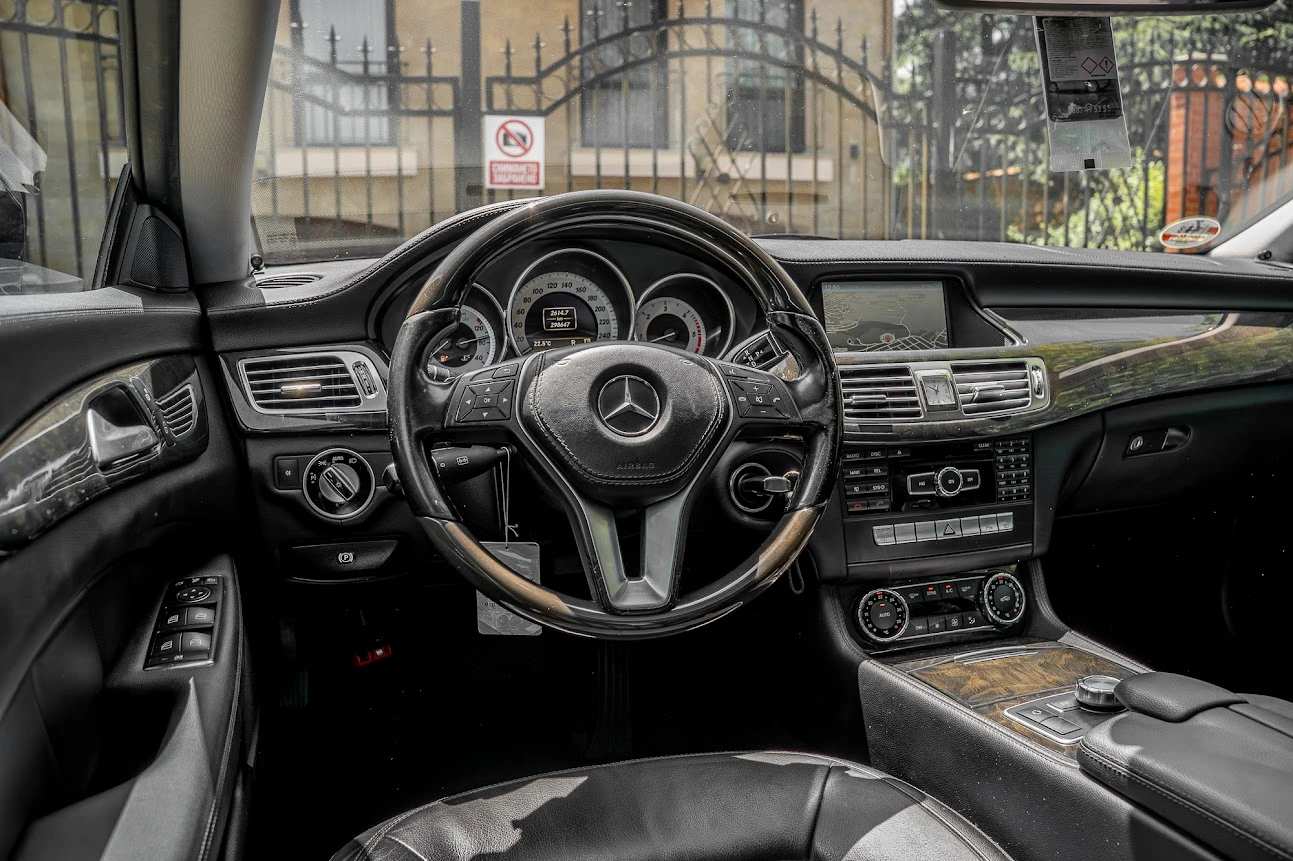 Mercedes-Benz CLS 350 4-Matic* GERMANY* Camera* LineAss* SideAss* Top, снимка 9 - Автомобили и джипове - 54882128