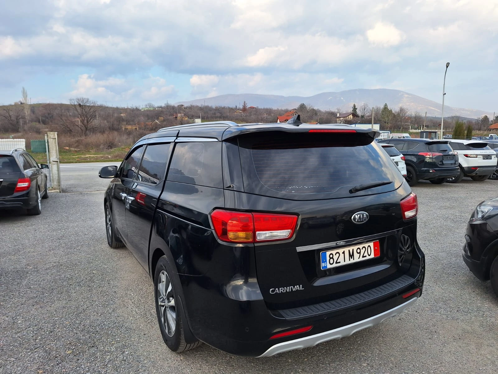 Kia Carnival 9 ������ | Mobile.bg � ����������� 6
