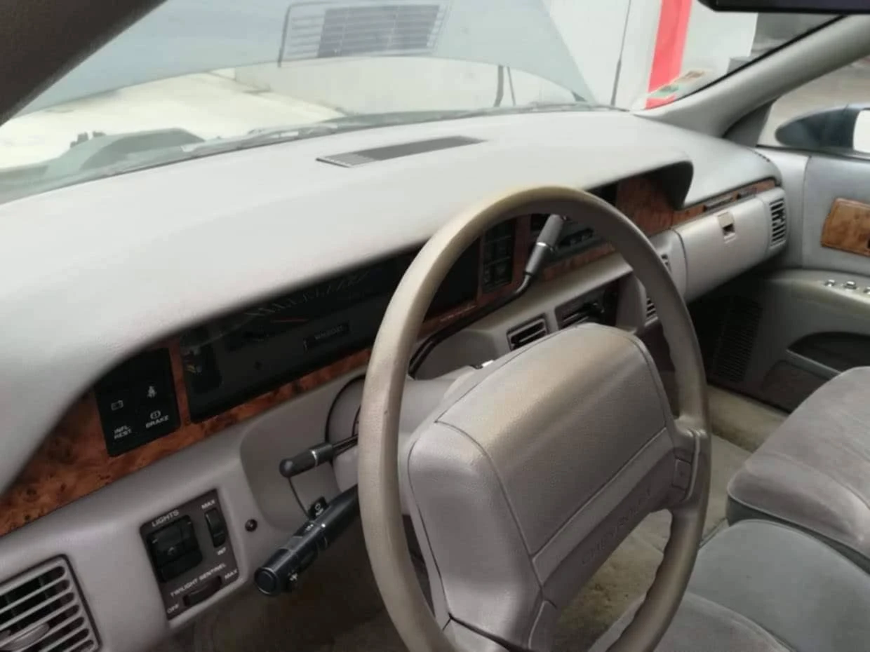 Chevrolet Caprice, снимка 10 - Автомобили и джипове - 55580408