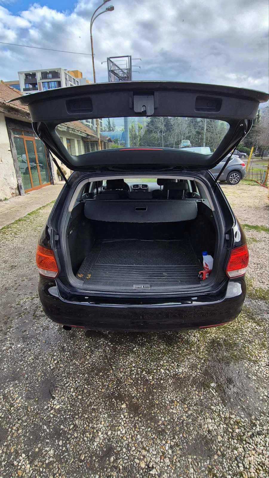 VW Golf Variant 1.6 DIESEL, снимка 14 - Автомобили и джипове - 55877574