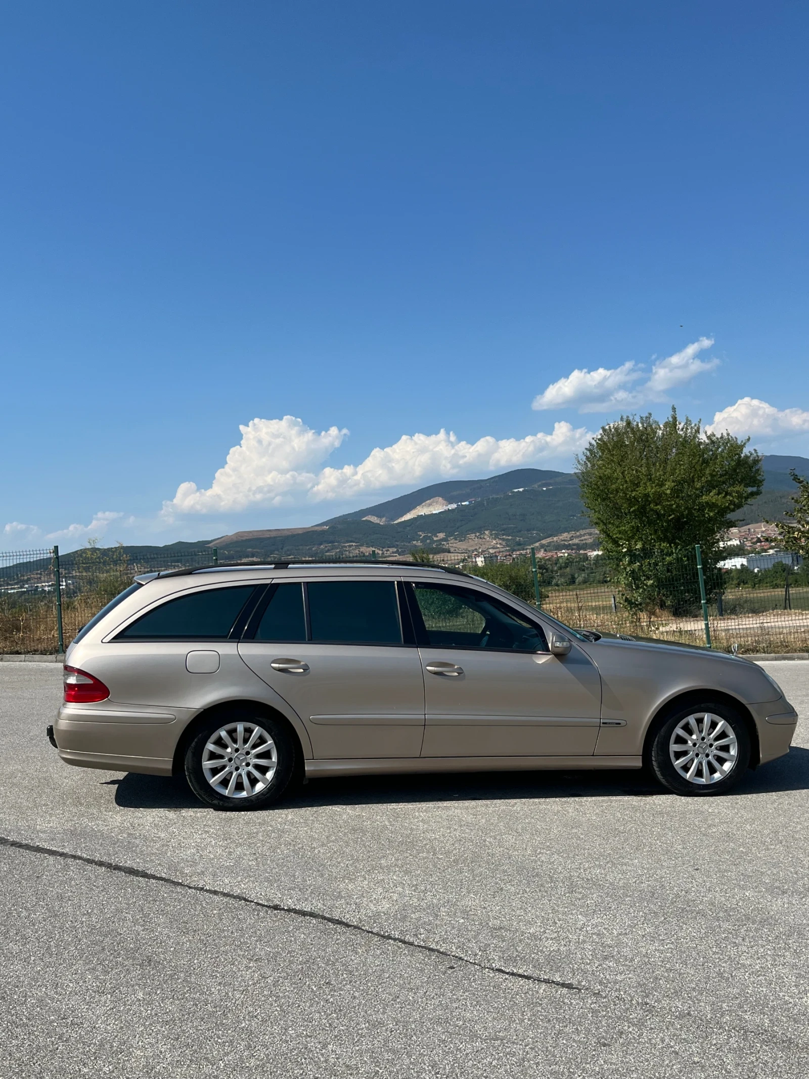 Mercedes-Benz E 220 2.2cdi, снимка 6 - Автомобили и джипове - 56020567