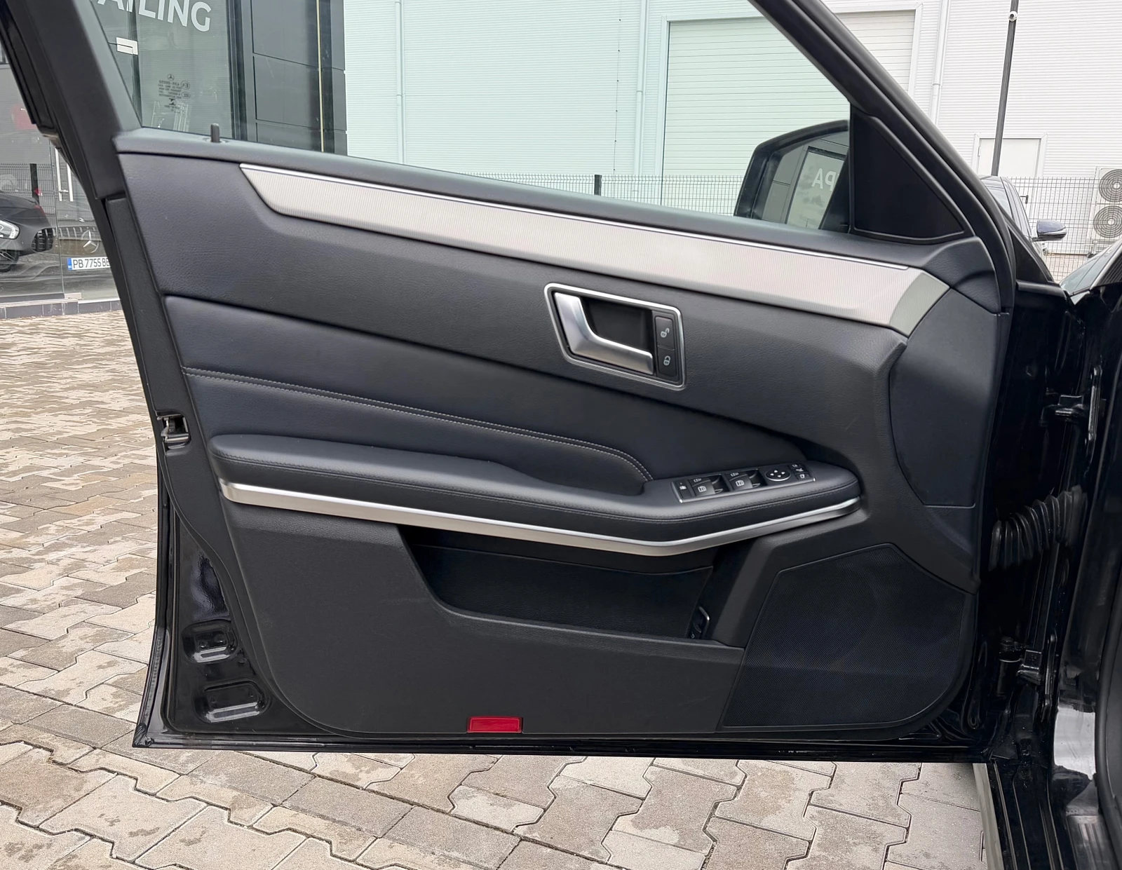 Mercedes-Benz E 220 CDi 4Matic /Avantgarde/ | Mobile.bg � ����������� 12