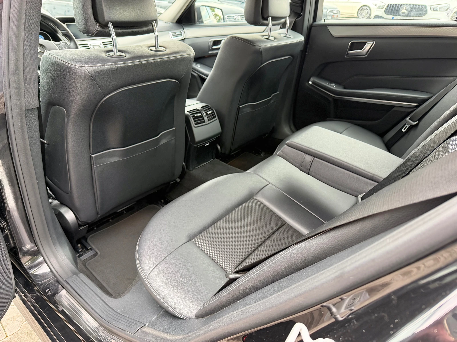 Mercedes-Benz E 220 CDi 4Matic /Avantgarde/ | Mobile.bg � ����������� 13
