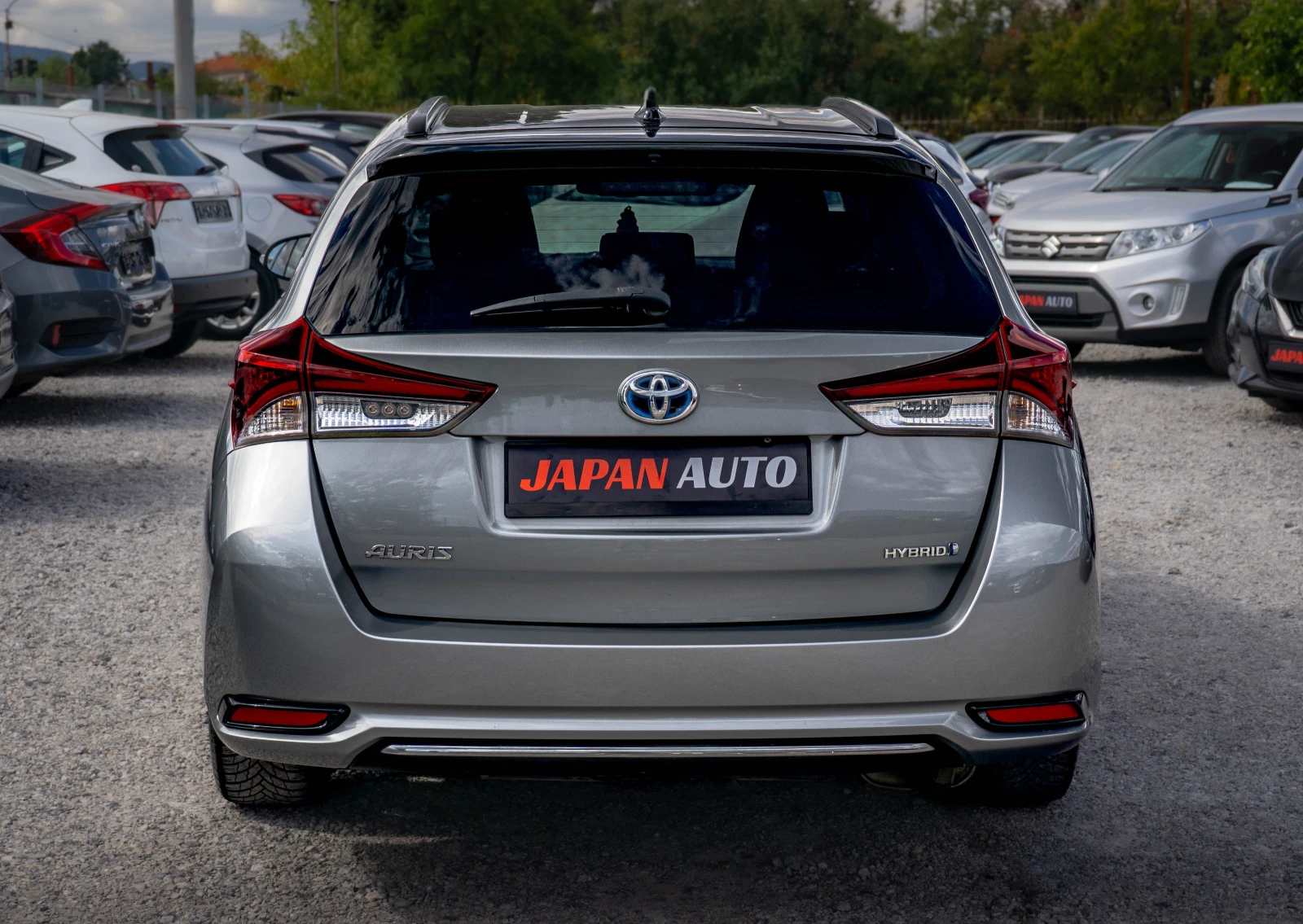 Toyota Auris 1.8 Hybrid ТОП! С ГАРАНЦИЯ! , снимка 5 - Автомобили и джипове - 56210254