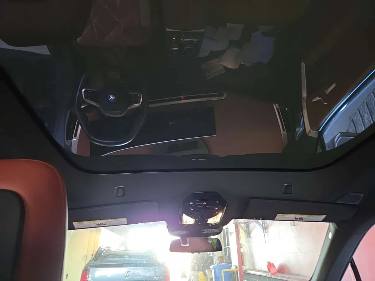 BMW iX  M60| BOWERS| ПАМЕТ| 360| HUD| , снимка 13 - Автомобили и джипове - 56324670