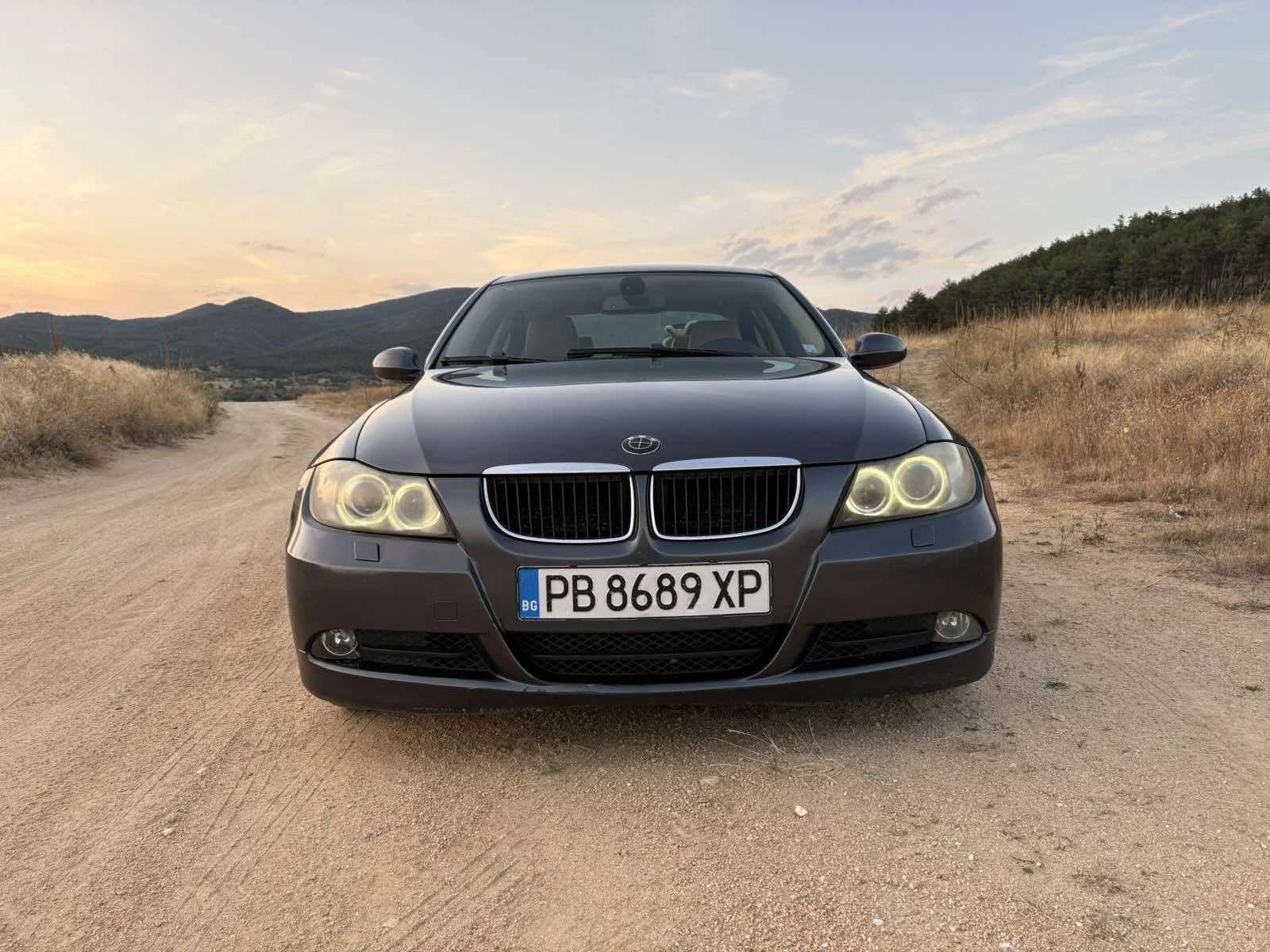 BMW 320, снимка 2 - Автомобили и джипове - 56362281