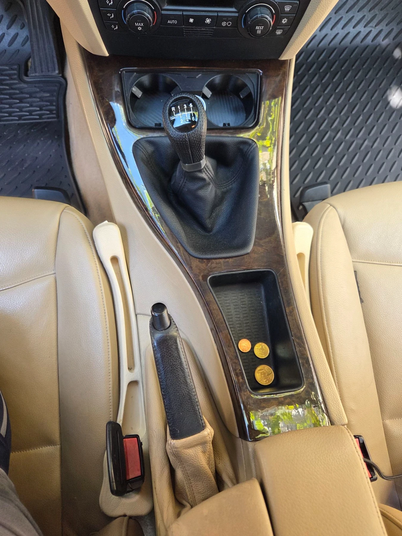 BMW 320, снимка 14 - Автомобили и джипове - 56362281