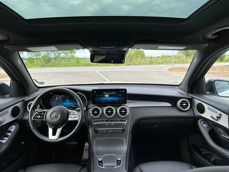 Mercedes-Benz GLC 300 AMG 4-MATIC, снимка 7 - Автомобили и джипове - 51549034