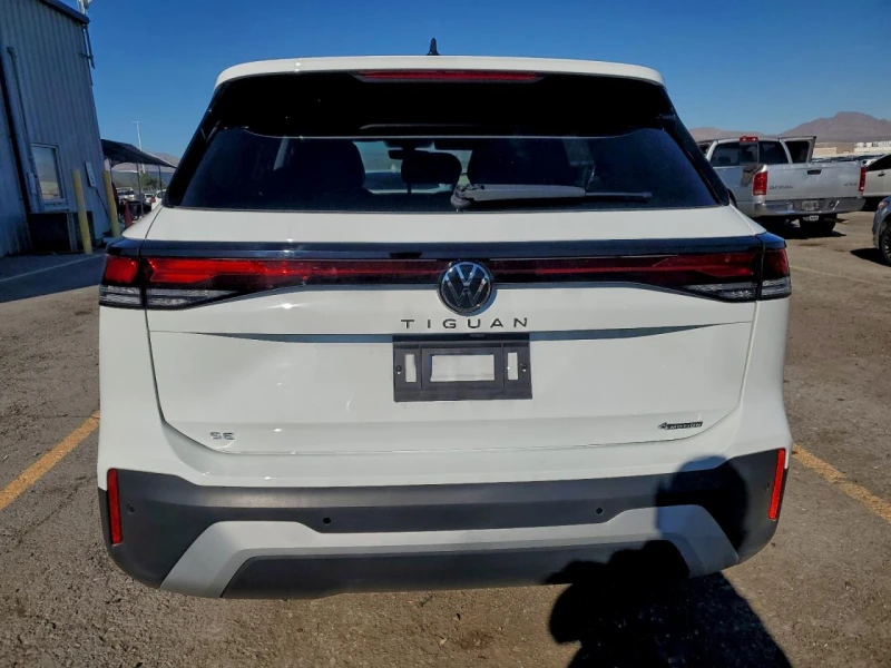 VW Tiguan 2.0T SE 4MOTION, снимка 6 - Автомобили и джипове - 53278157