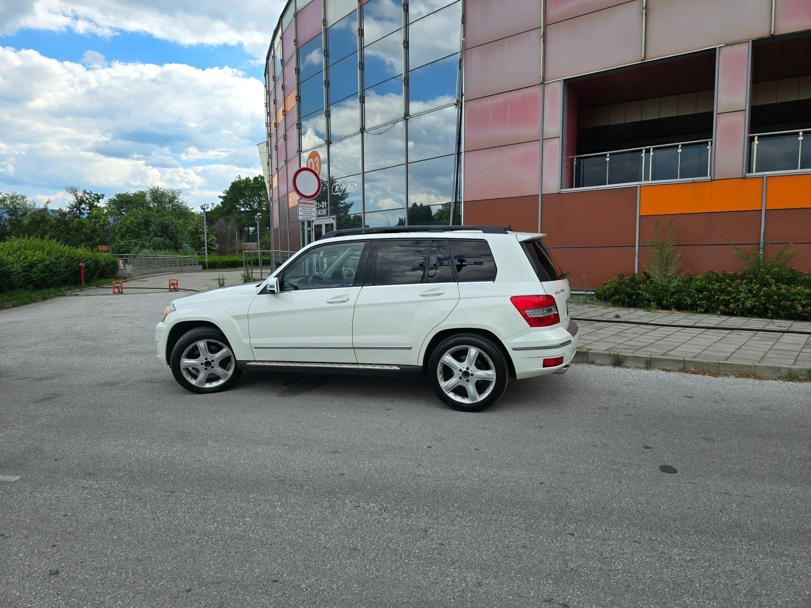 Mercedes-Benz GLK, снимка 8 - Автомобили и джипове - 53833490