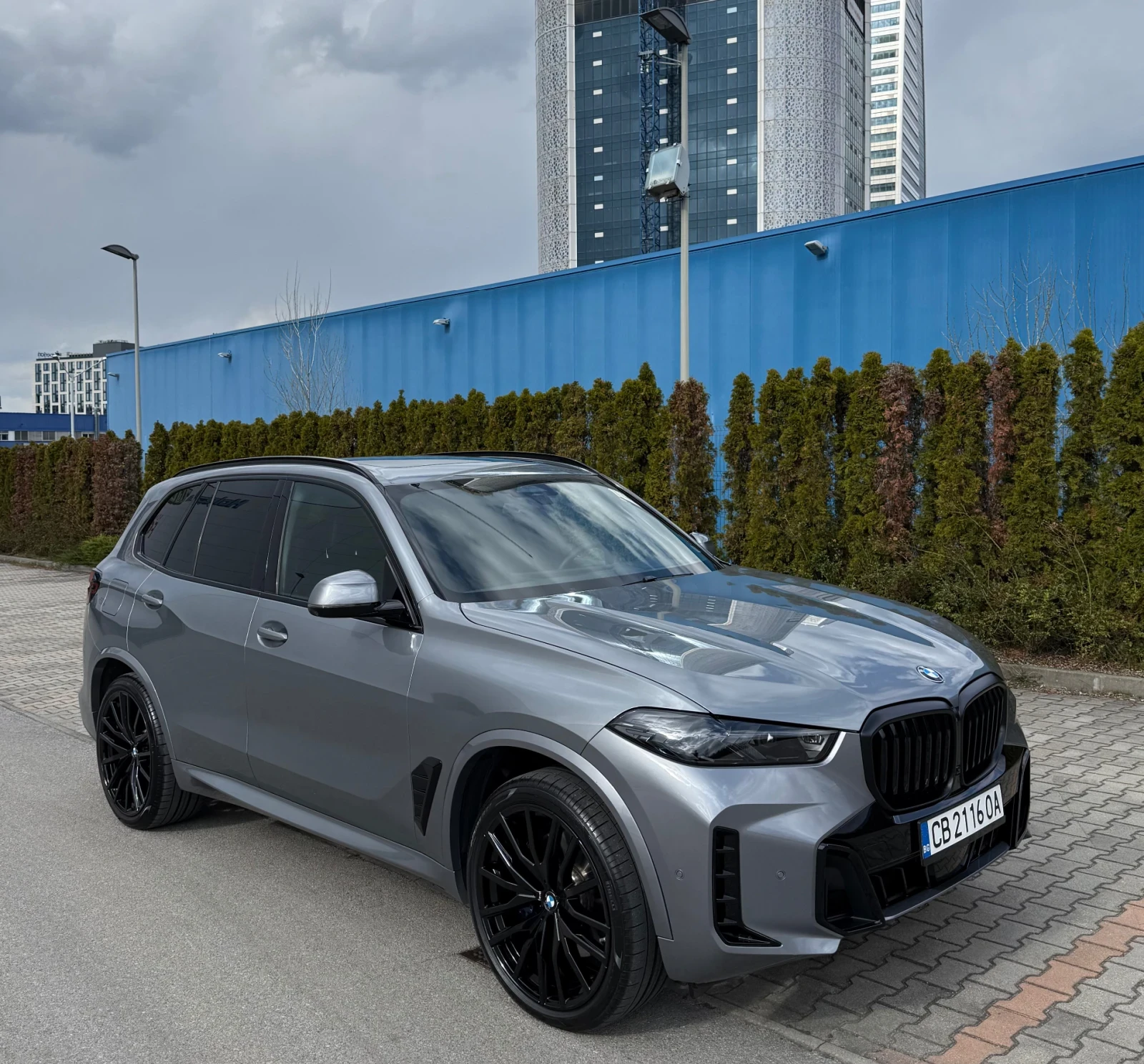 BMW X5 xDrive40i 13 000 km !!! Чисто нов автомобил !!!, снимка 7 - Автомобили и джипове - 53955616