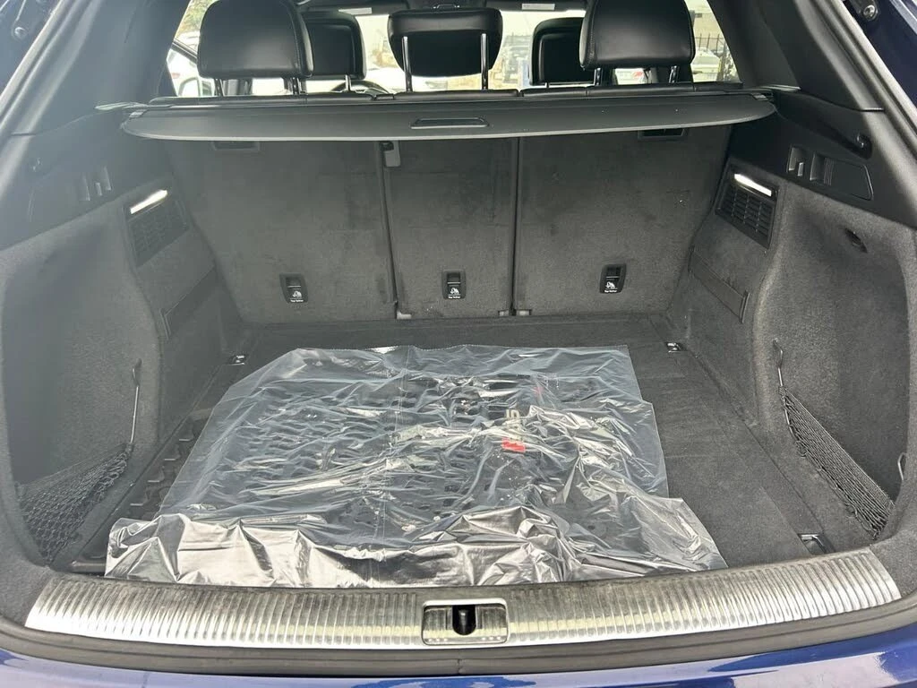 Audi SQ5 * HeadUp* АвтоКредит * (ЦЕНА ДО БГ), снимка 12 - Автомобили и джипове - 54161989