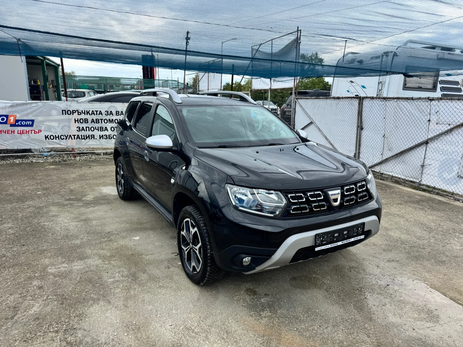 Dacia Duster Benzin 4x4, снимка 3 - Автомобили и джипове - 54377225