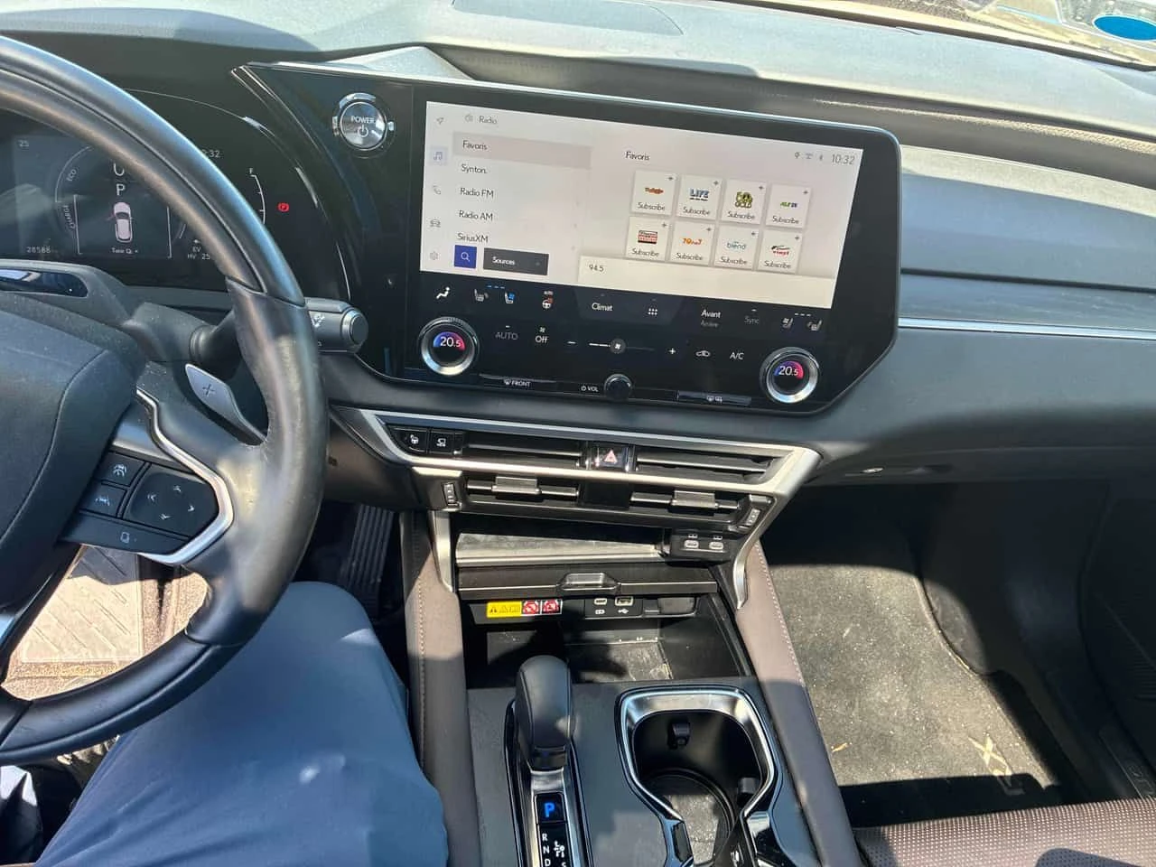 Lexus RX 450h plus * 450h+ * CARFAX * БЕЗ ПЪРВОНАЧАЛНА ВНОСКА, снимка 9 - Автомобили и джипове - 54859853