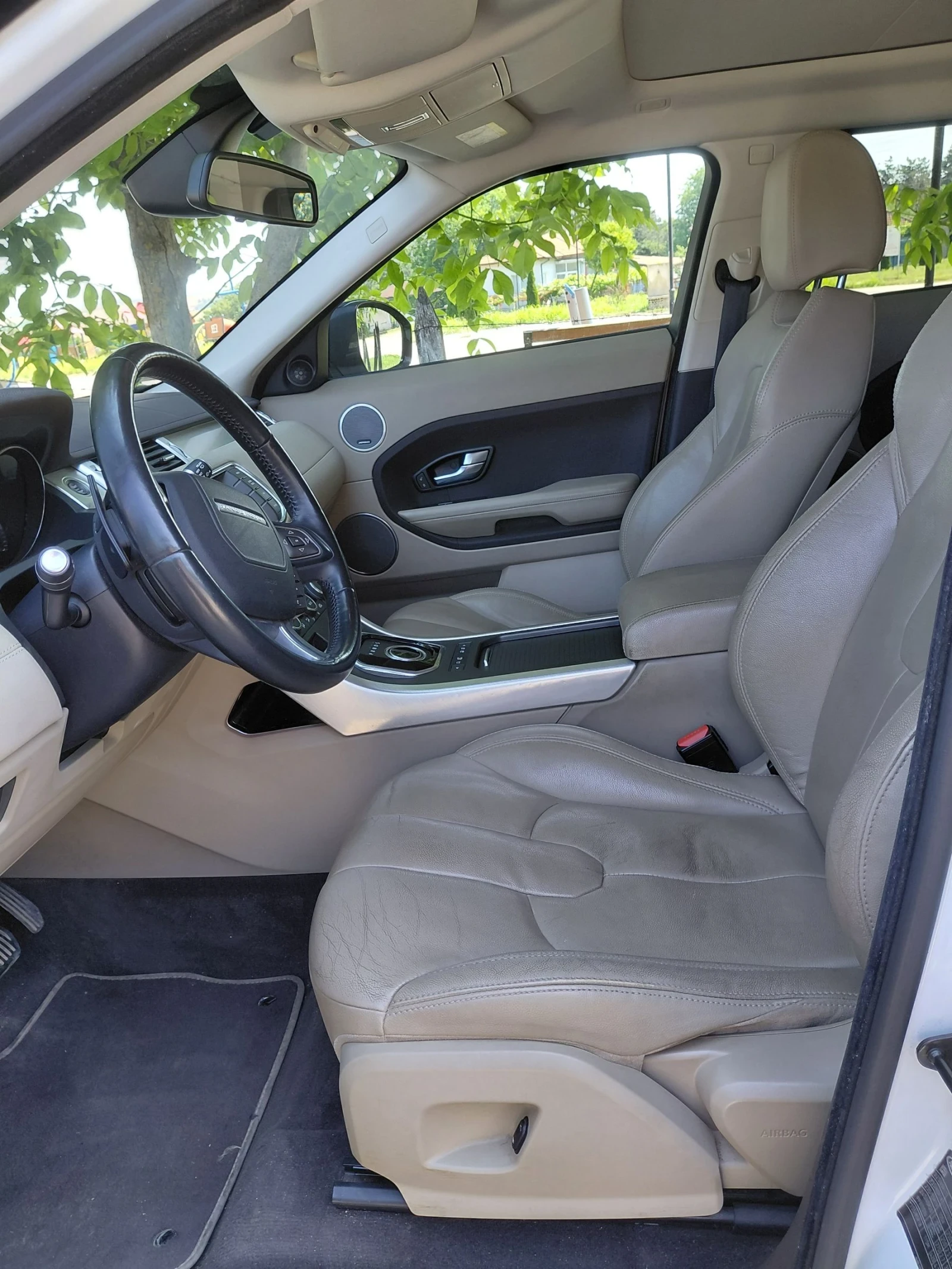 Land Rover Range Rover Evoque, снимка 17 - Автомобили и джипове - 55090270