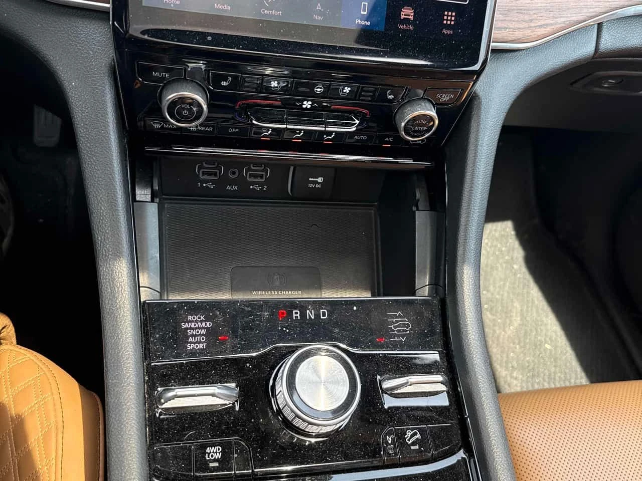 Jeep Grand cherokee * Summit * CARFAX * ���� �� �� | Mobile.bg � ����������� 17
