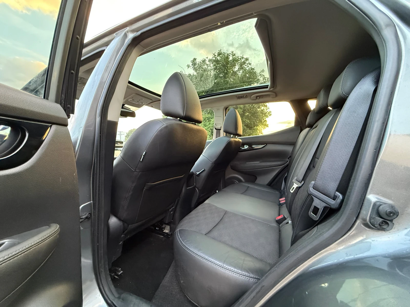 Nissan Qashqai Tekna | Auto | Panorama | 360 | Camera, снимка 9 - Автомобили и джипове - 55330799