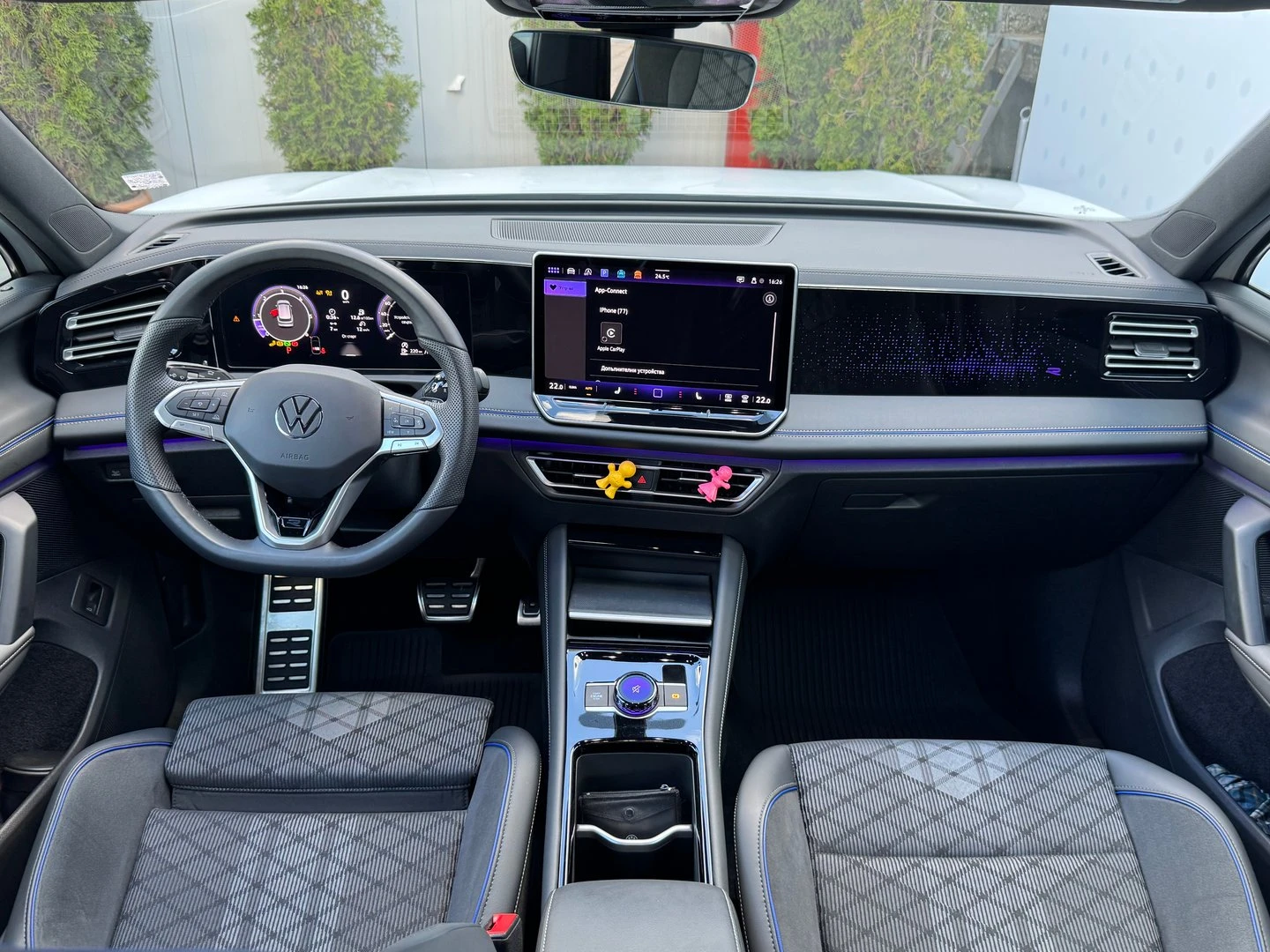 VW Tiguan, снимка 7 - Автомобили и джипове - 56420527