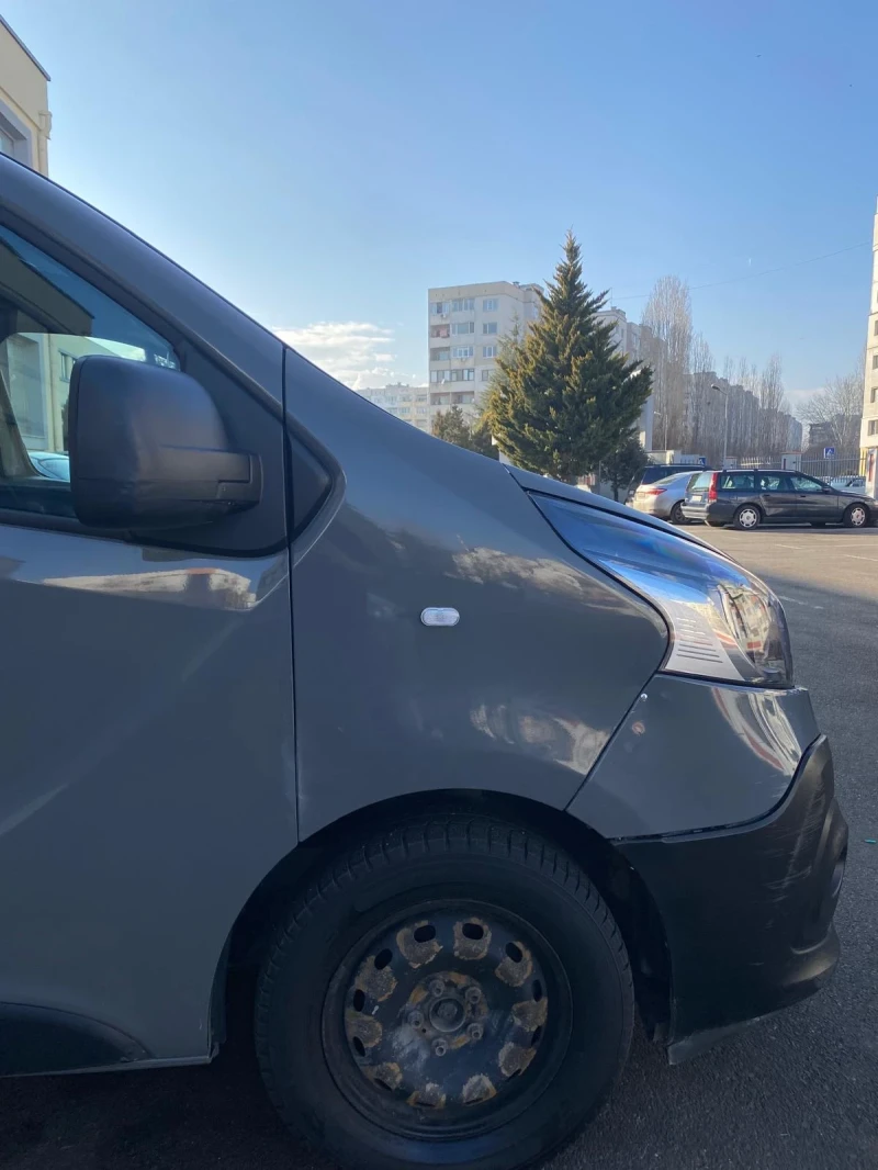 Renault Trafic, снимка 6 - Бусове и автобуси - 49018370