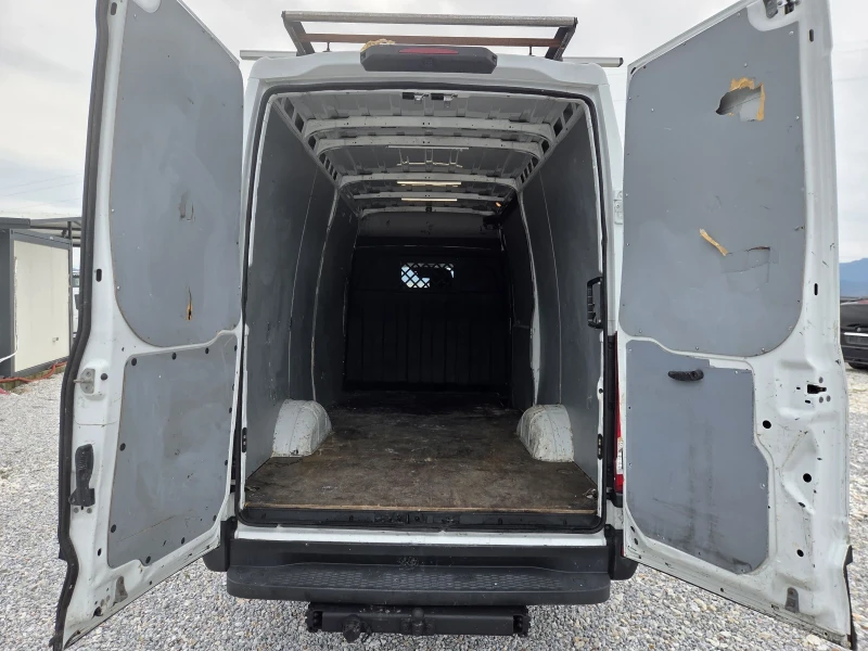 Iveco Daily 35s16, Автоматик, Климатик, снимка 12 - Бусове и автобуси - 53478231