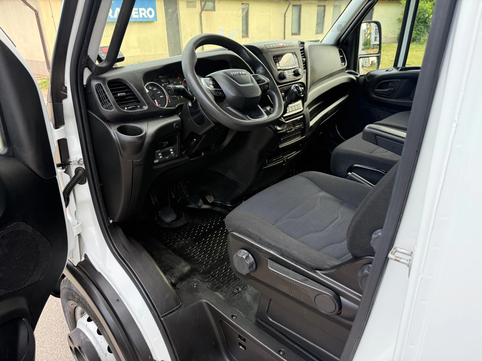 Iveco Daily ��������  | Mobile.bg � ����������� 13