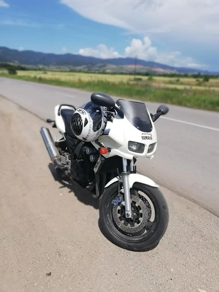 Yamaha FZ6