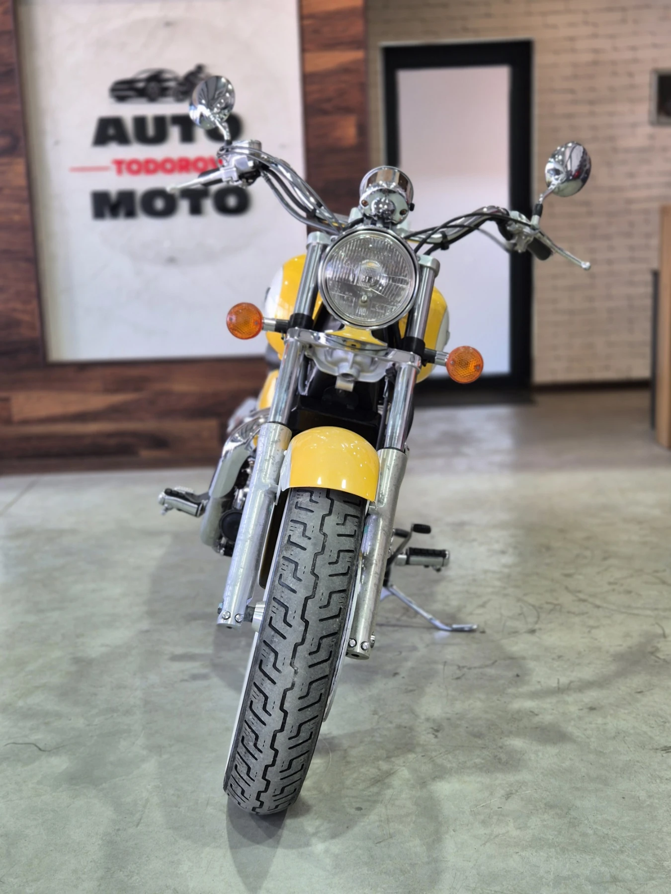 Honda Shadow VT 1100 C2 кат.А2!!! Нов внос от ШВЕЙЦАРИЯ!!!, снимка 2 - Мотоциклети и мототехника - 55301095