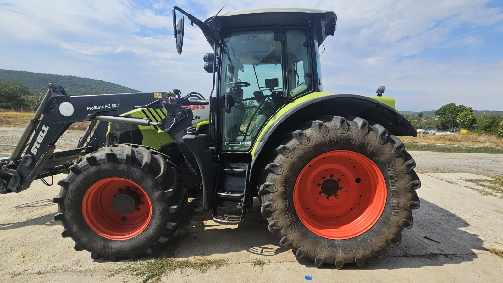Трактор Claas ARION 550 CEBIS