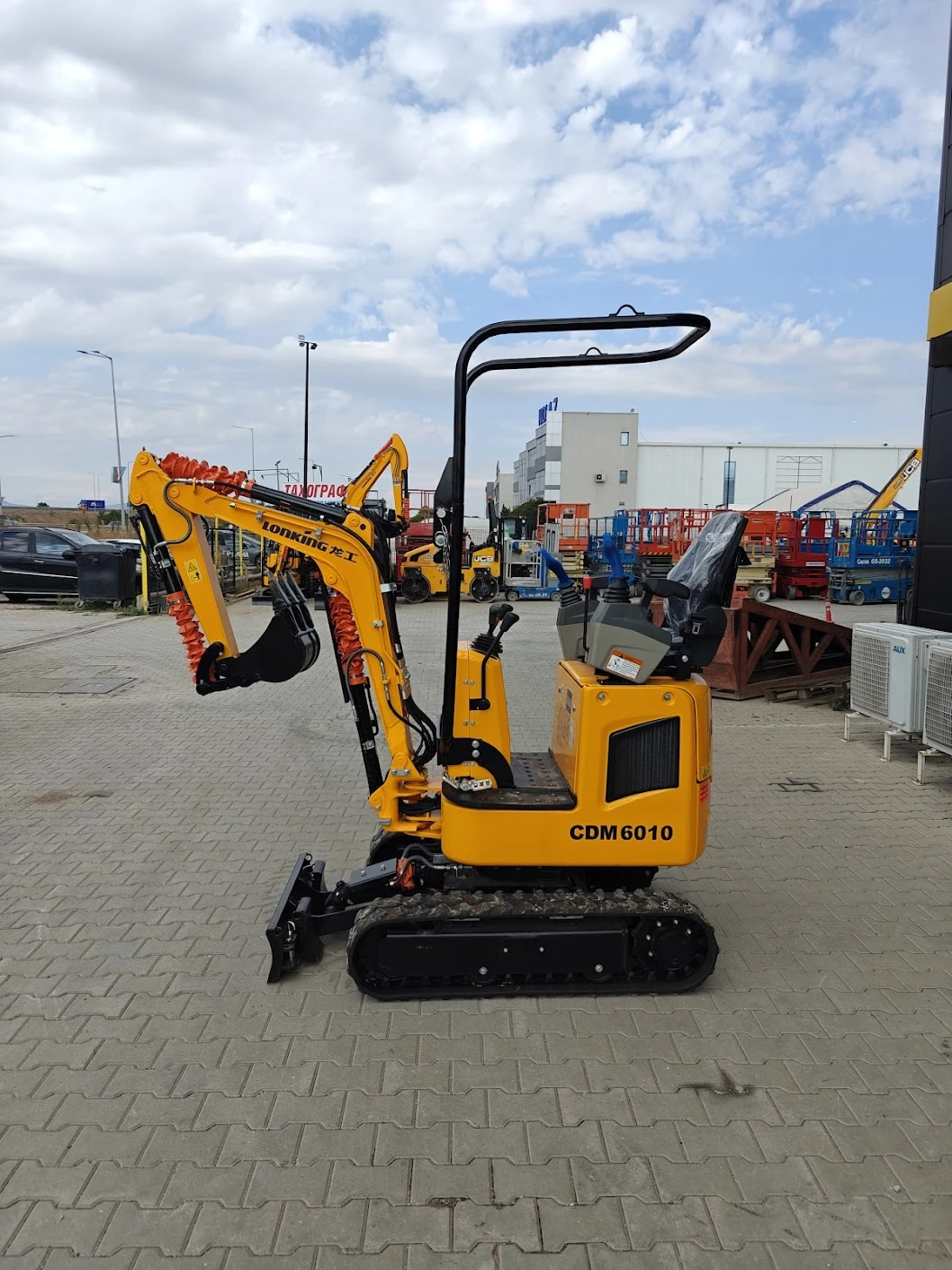 Багер Друга марка Lonking CDM6010 - изображение 4