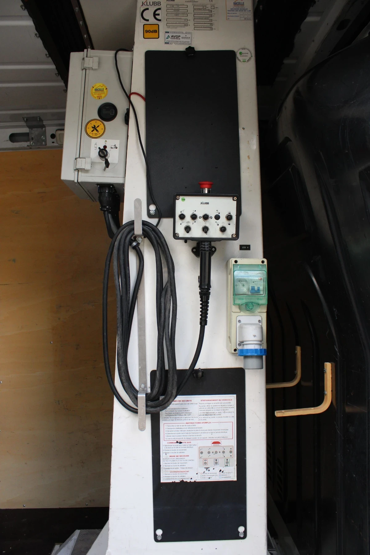 ��������� RENAULT MASTER / KLUBB 12 ����� / EURO6 | Mobile.bg � ����������� 12