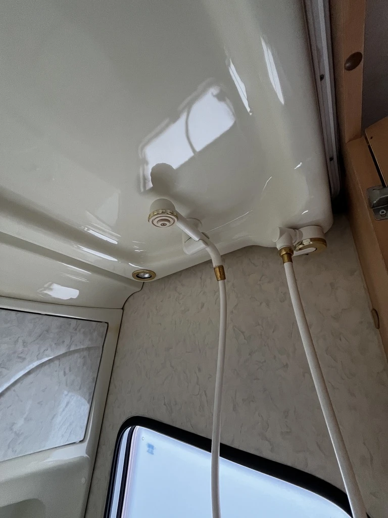 �������� Hobby De Luxe 560 | Mobile.bg � ����������� 12