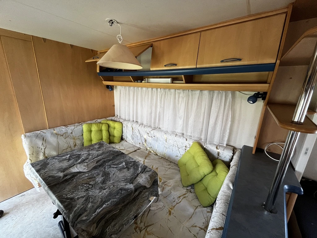 �������� Hobby De Luxe 560 | Mobile.bg � ����������� 2