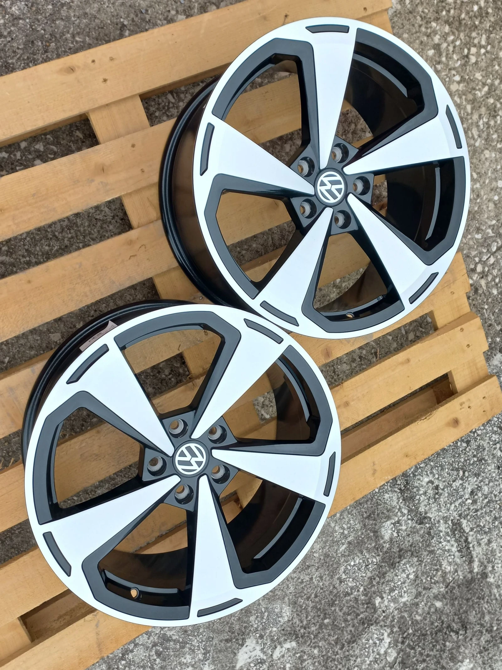   Skoda | Mobile.bg   12